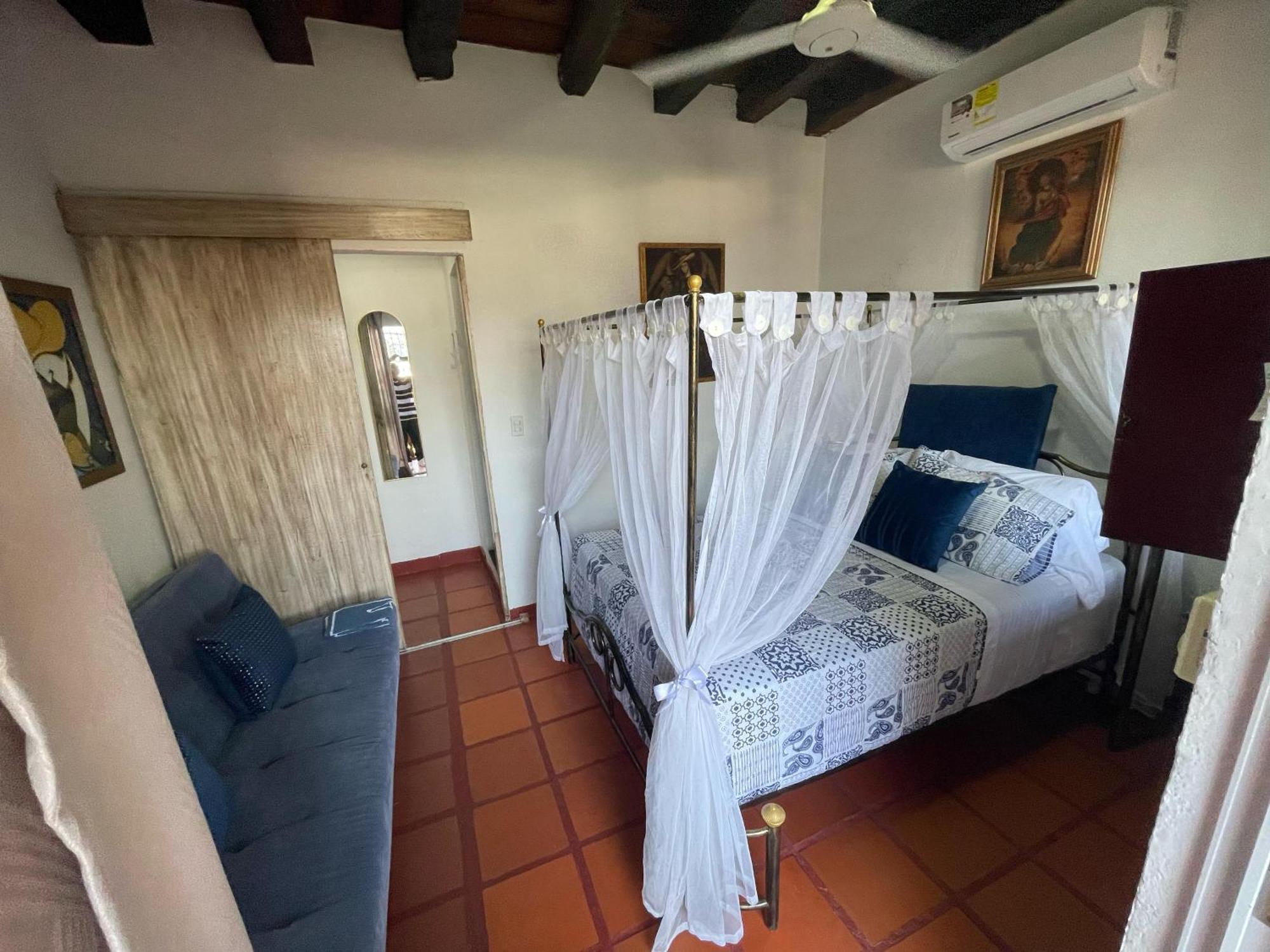 Casa Colonial Serrezuela Cartagena Bagian luar foto