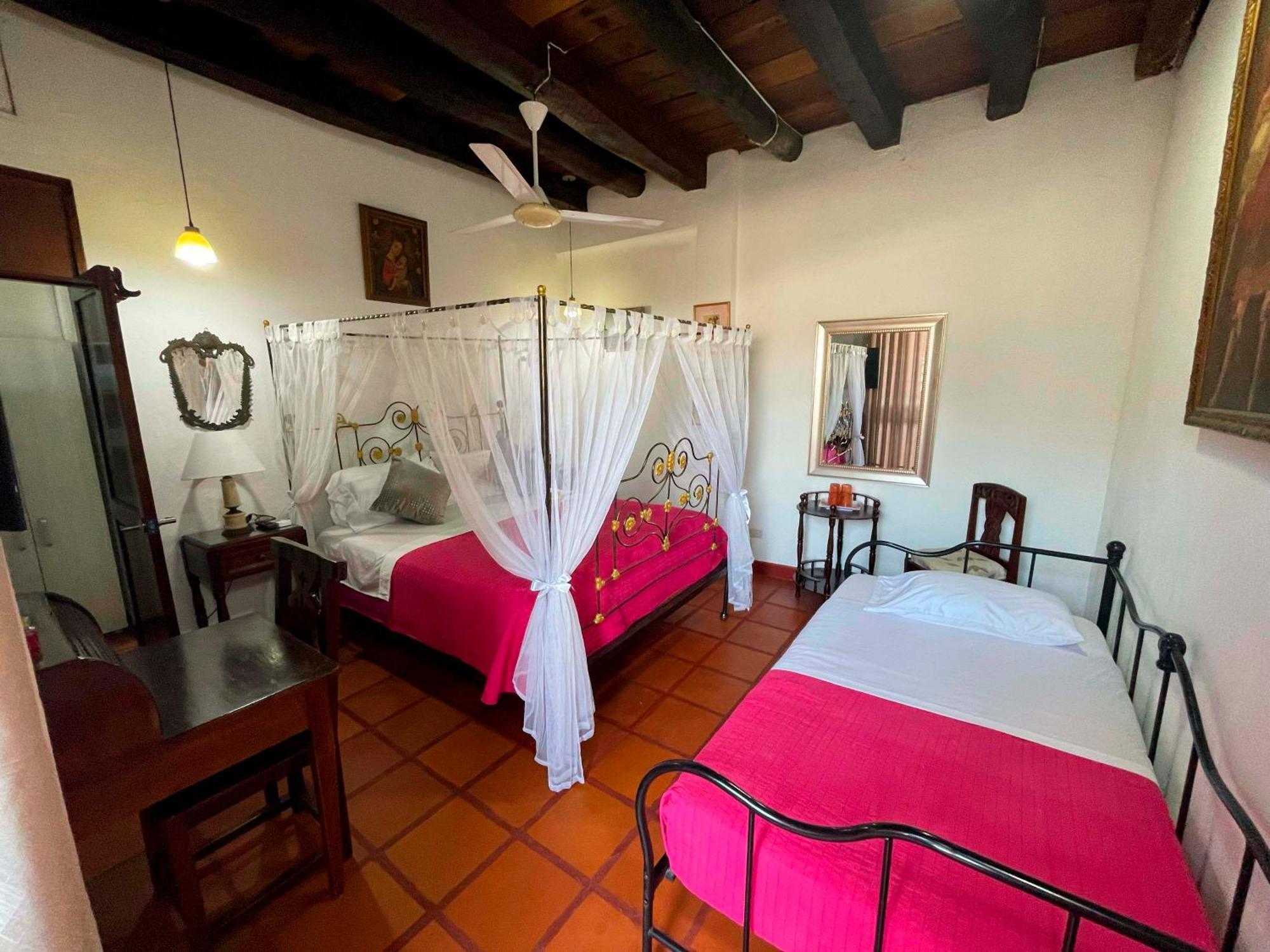 Casa Colonial Serrezuela Cartagena Bagian luar foto