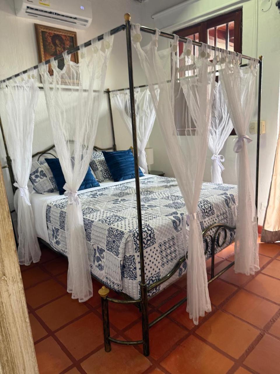 Casa Colonial Serrezuela Cartagena Bagian luar foto