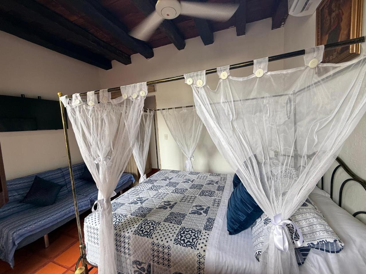 Casa Colonial Serrezuela Cartagena Bagian luar foto